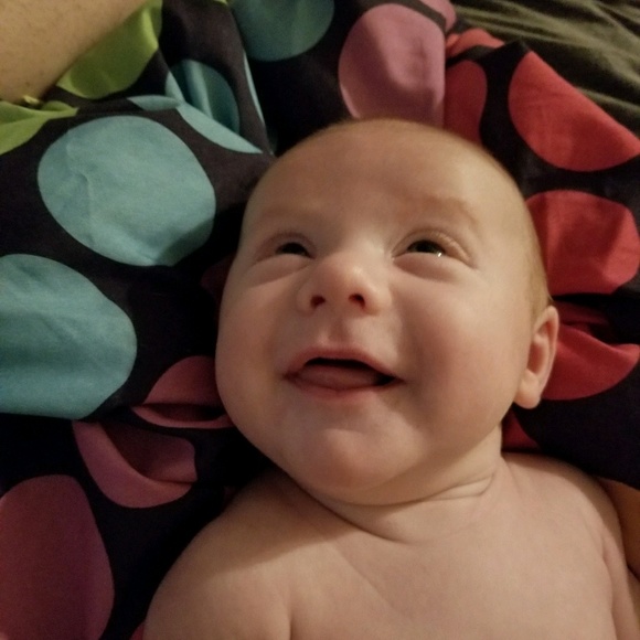 Meet your Posher, Amanda - Picture 2 of 2